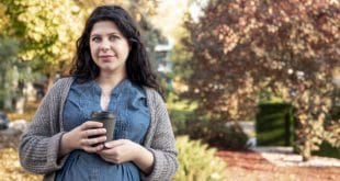 I vantaggi e gli svantaggi più importanti del caffè per le donne incinte