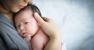 L’effetto della nascita di un bambino grande sulla madre e le sue complicazioni