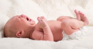 5 migliori soluzioni per il trattamento di coliche e gas nei neonati
