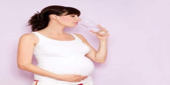 Come prevenire le smagliature durante la gravidanza