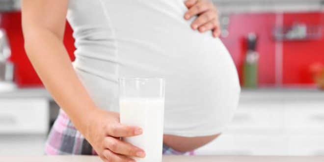 Latte durante la gravidanza .. Rende il tuo bambino più alto?