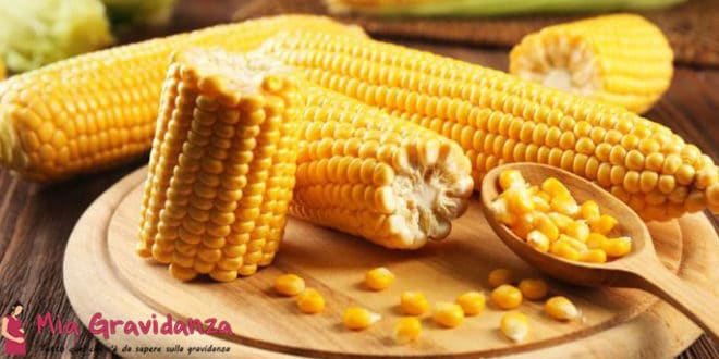 È possibile mangiare mais durante la gravidanza?