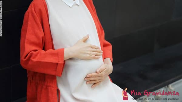 Uno dei primi segni di gravidanza è il polso dell'ombelico?